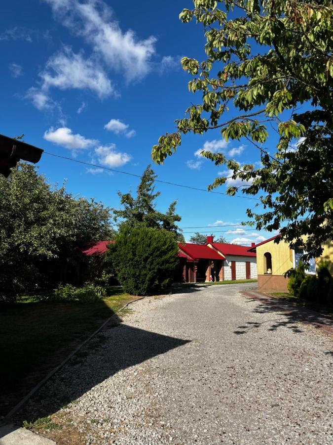 Agroturystyka Nielisz Zamosc - Kwatery Przy Skansenie ภายนอก รูปภาพ